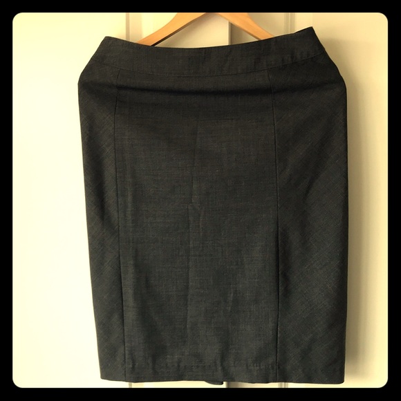 💥SALE💥Express skirt - Picture 1 of 4